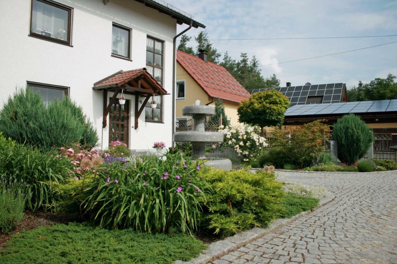 Ferienwohnung Maria Nittenau Bagian luar foto